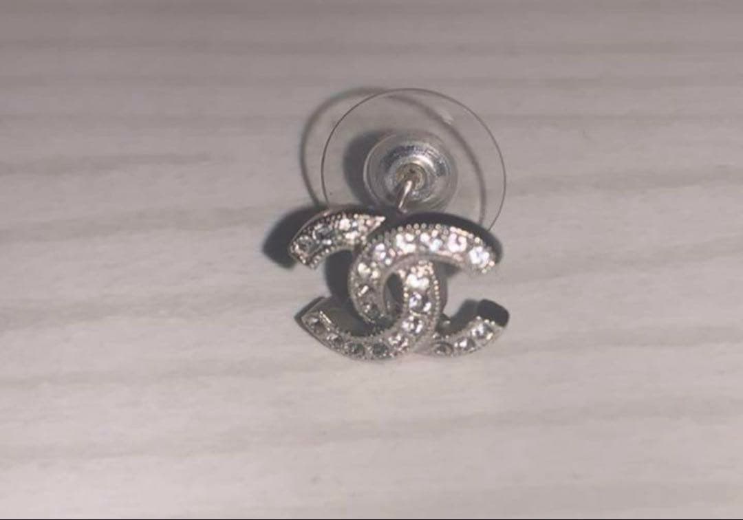 CHANEL ピアス　片耳　ユニセックス