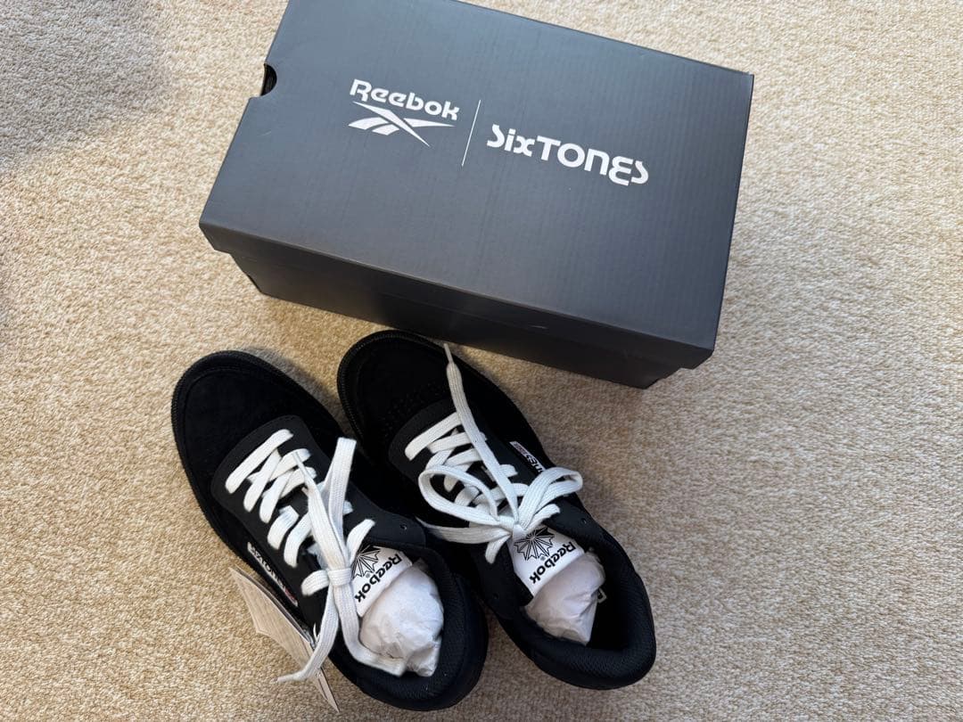 新品未使用Reebok SixTONESリーボックストーンズ コラボスニーカー