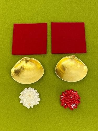 蛤香合 純金箔 つまみ細工 紅白盛花 小 蛤香合 自然蛤 小道具 海外土産