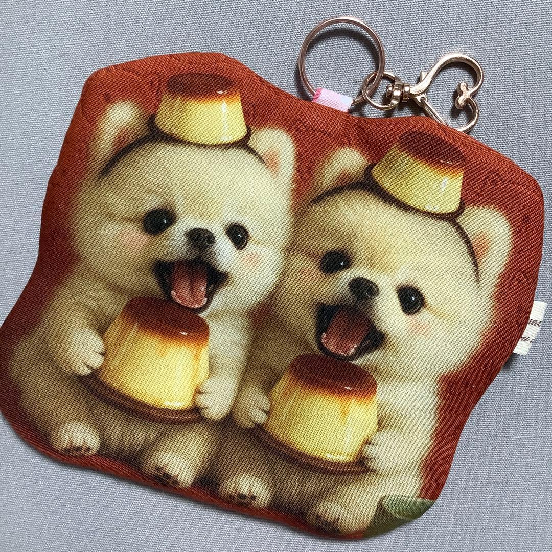 ハンドメイド　フラットポーチ　マスコットポーチ　パネル生地　ポメラニアン