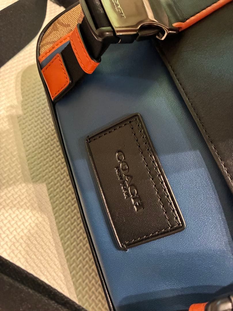 Coach メッセンジャーバッグ