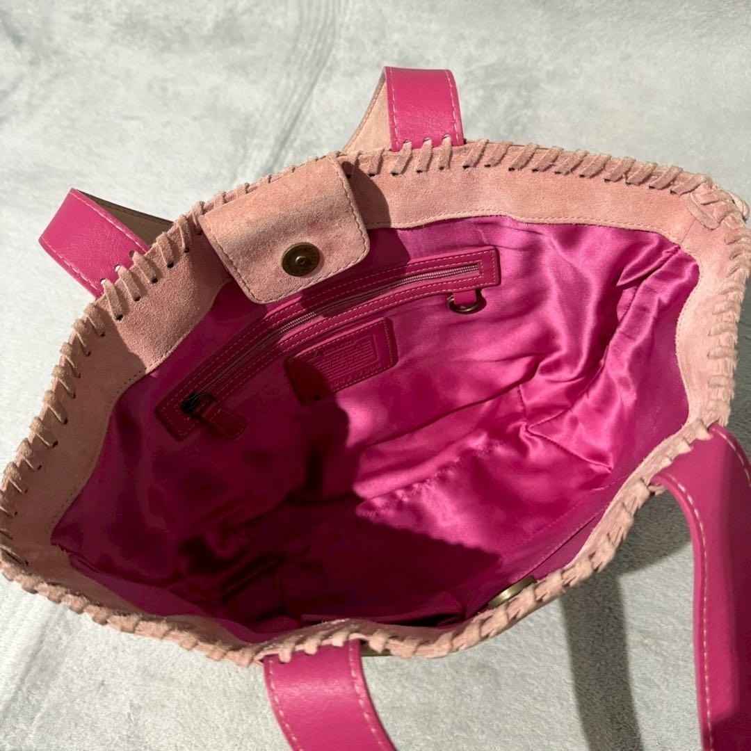 バッグ Coach Signature Flower Stitch Suede Bag