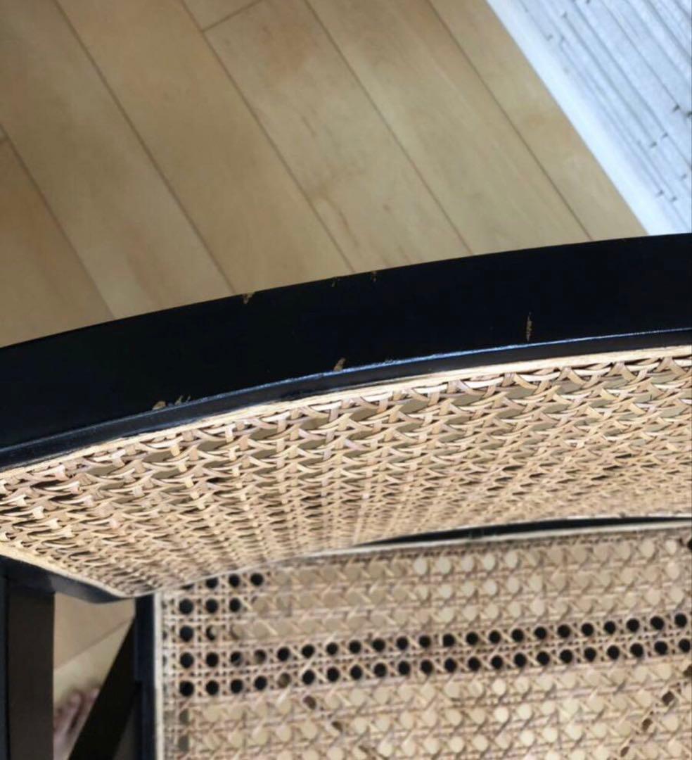 カッシーナ　リプロダクト　モダンアームチェア ラタン・黒