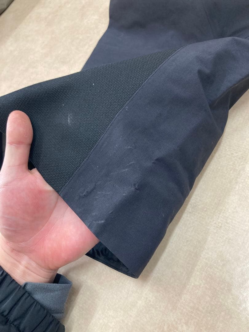 値下げ。アークテリクス ラッシュ ビブ ブラック Lサイズ