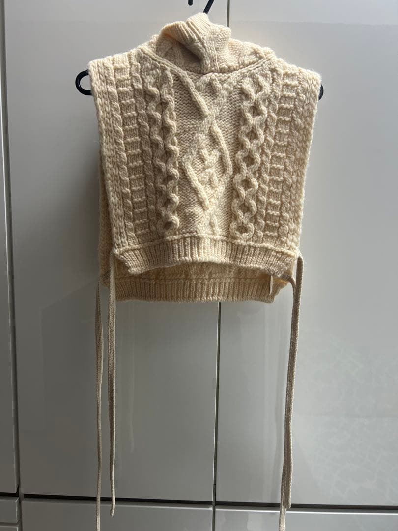 新品tao COMME des garçonsアイボリー ケーブル編みセーター