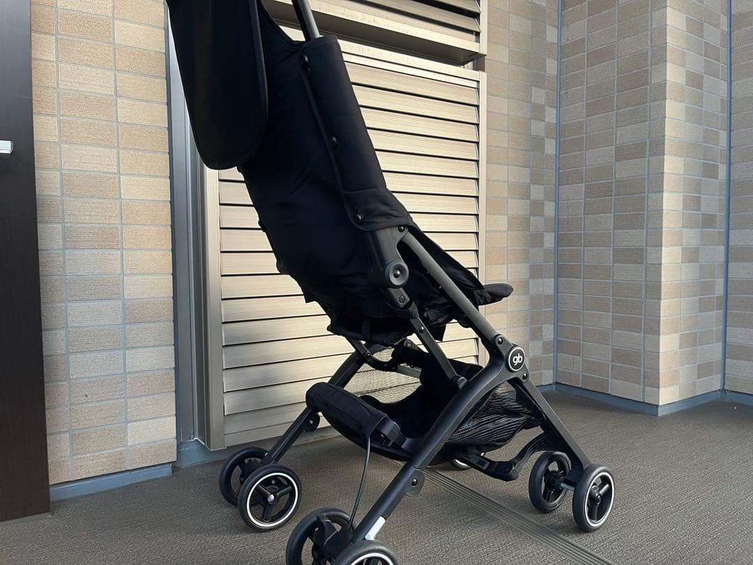 中古　gb POCKIT AT ベビーカー Velvet Black