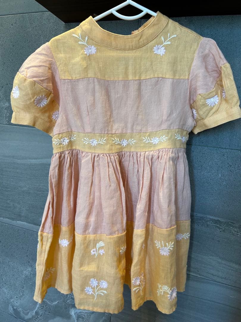 アポリナapolina ワンピース　3-5y