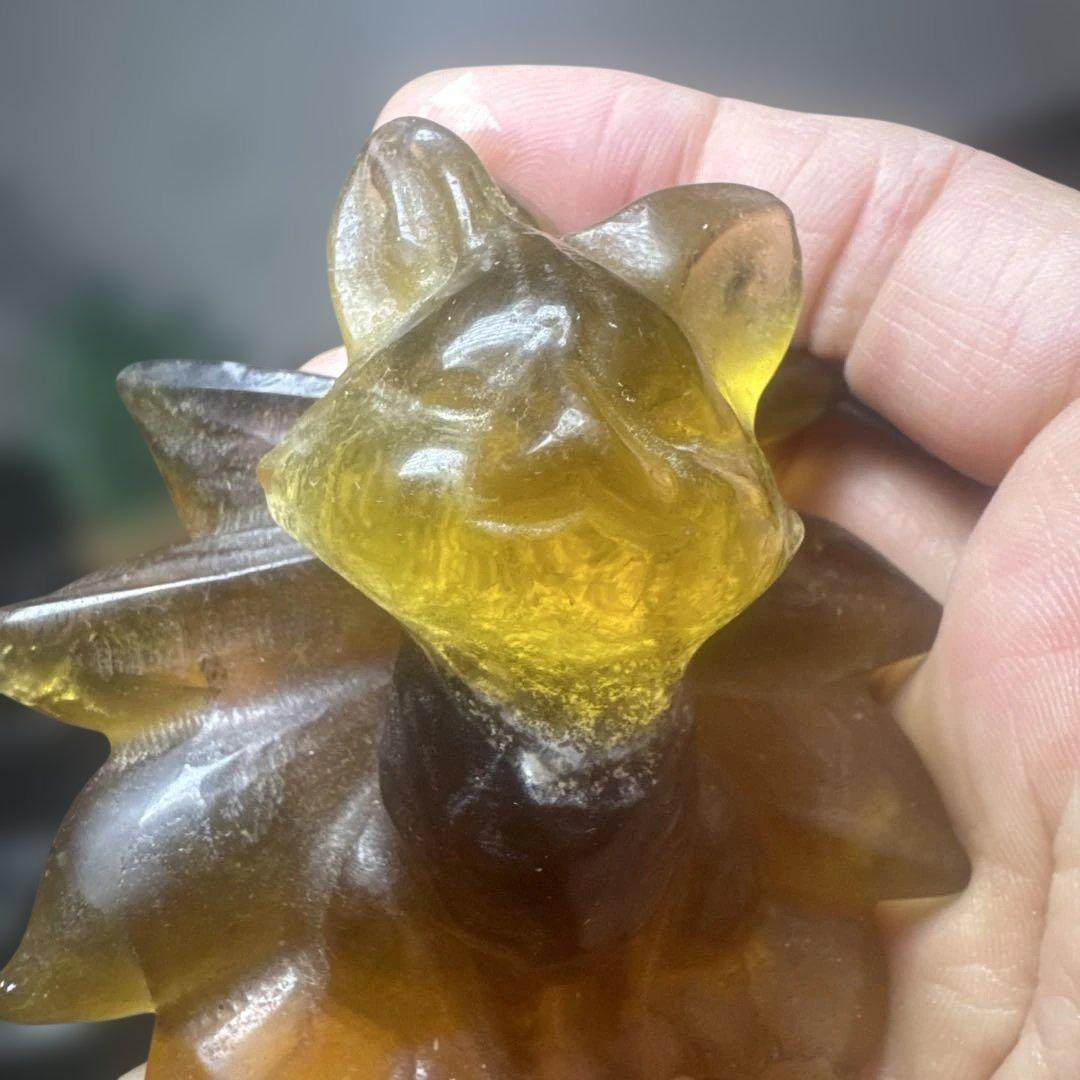 【高品質】フローライト 九尾狐 彫刻 台座付き 天然石