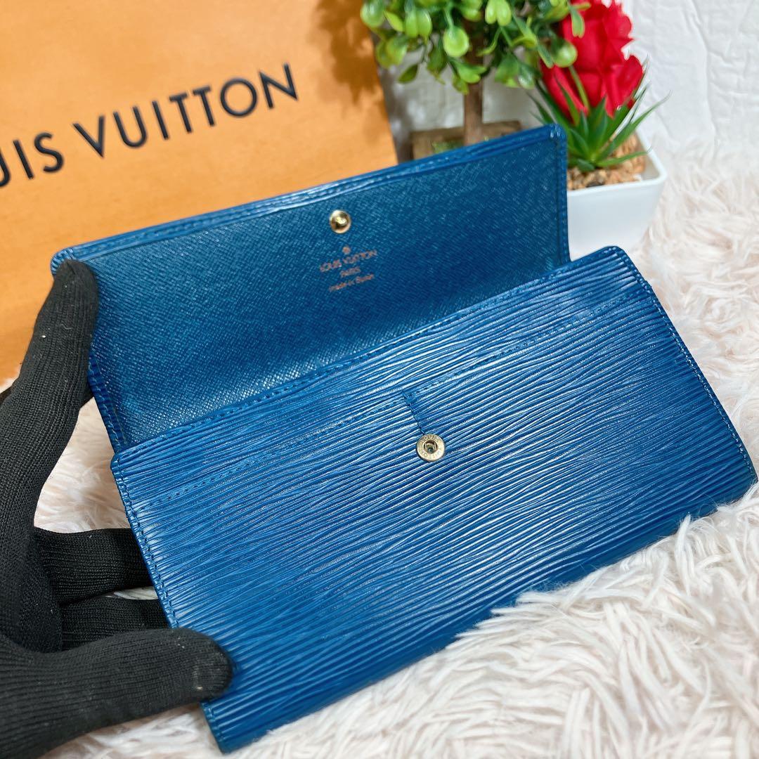 美品 ルイヴィトン エピ ポシェット ポルトモネ クレディ 長財布 青 ブルー