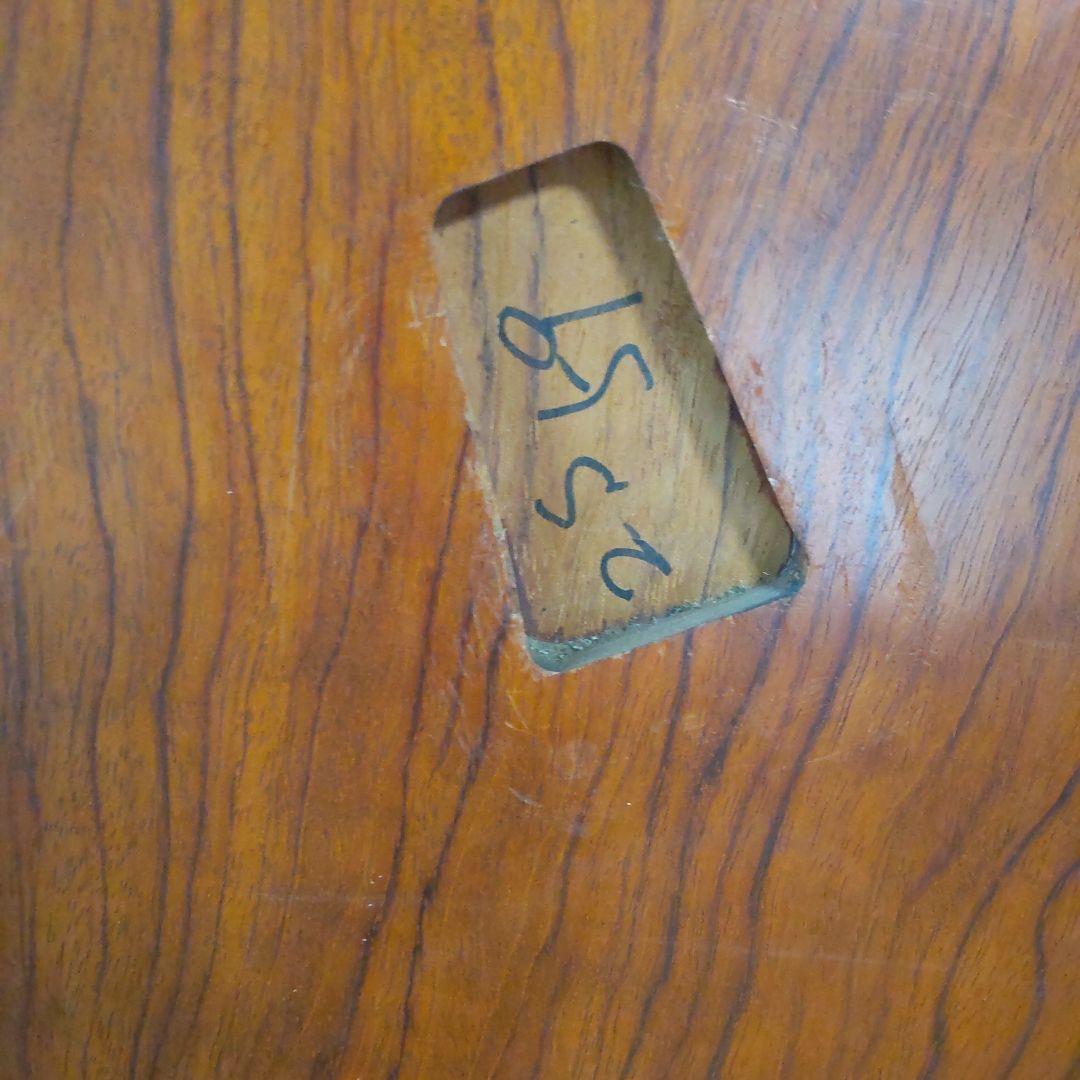 花梨またはブビンガ無垢　一枚板　座卓