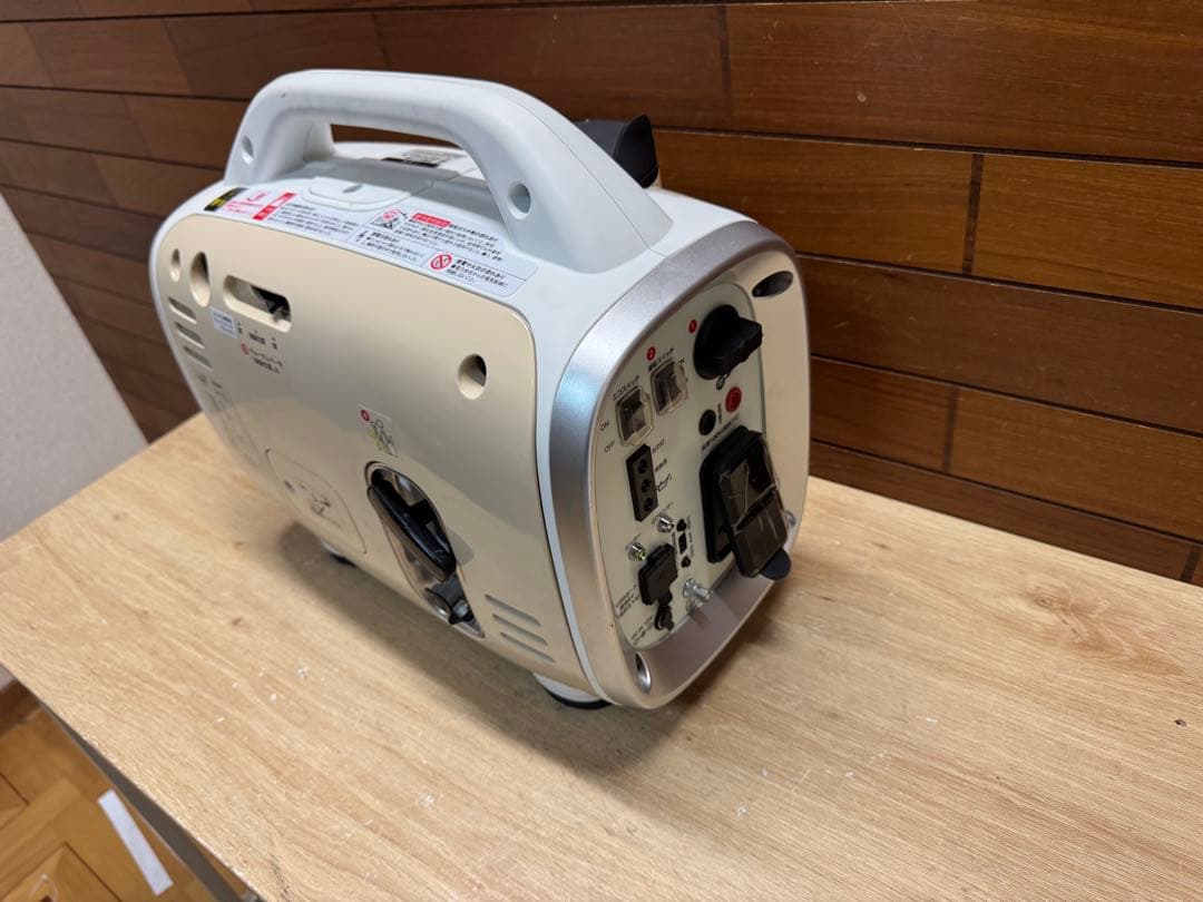 カセットボンベ式携帯発電機 G-cubic ニチネン