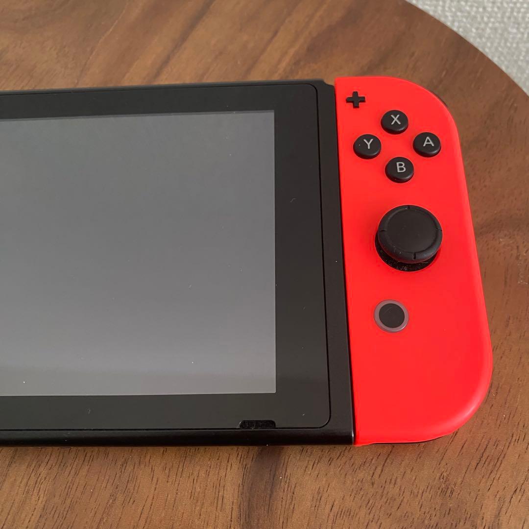 NintendoSwitch 本体　箱無し(HDMIケーブルは純正ではありません