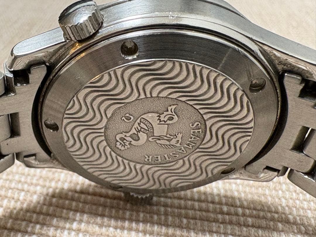 か*ん様 オメガ•シーマスター プロフェッショナル 300M•クォーツジャンク品