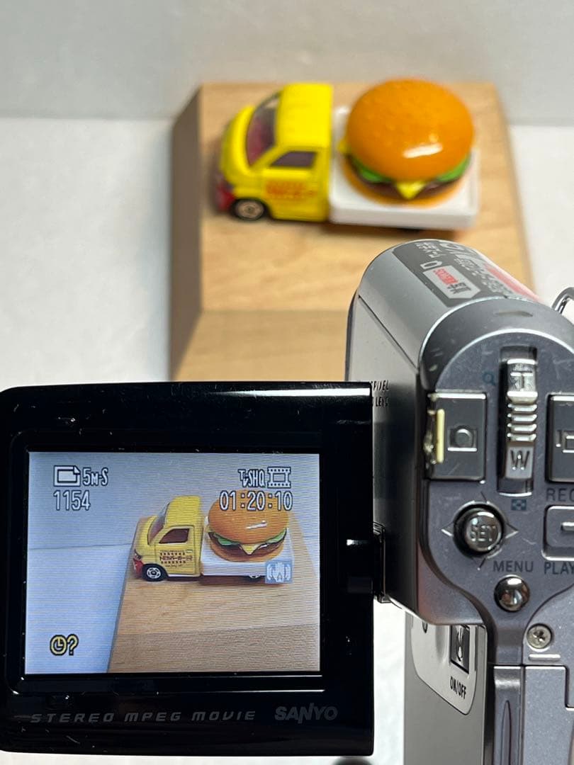 ☆極美品☆SANYOデジタルムービーカメラXacti DMX-C5☆稀少廃盤品☆