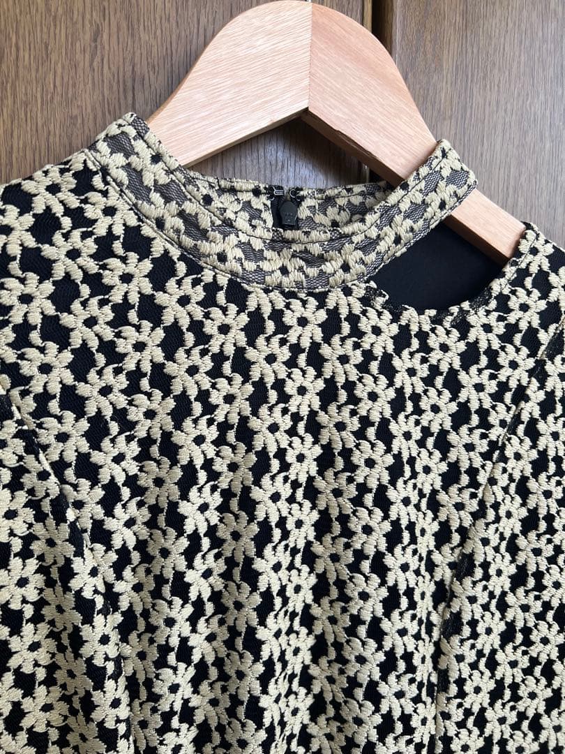 【CLANE】3DFLOWER LACE SLASH NECK ONEPIECE