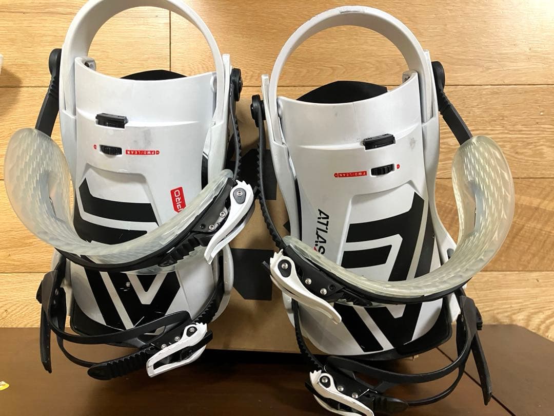 UNION ATLAS PRO ユニオンアトラスプロ ビンディング ホワイト