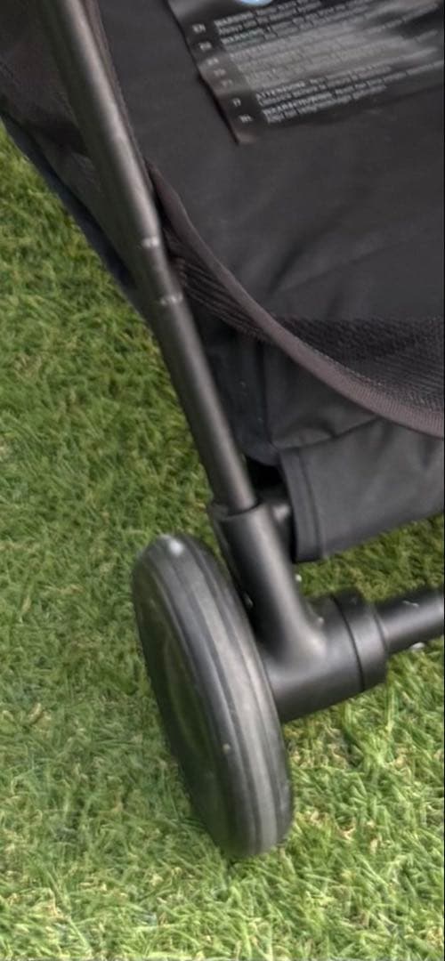 【美品】サイベックス コヤ マットブラックフレーム cybex COYA