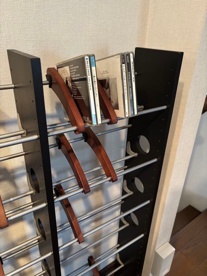美品　CD収納ラック