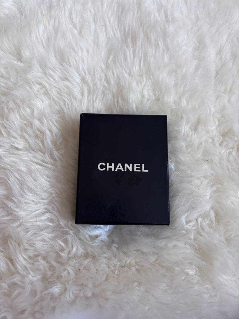 CHANEL ゴールド デザイン ブレスレット
