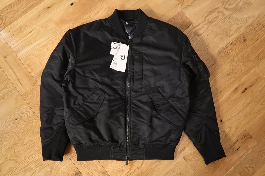 ハイブリッドダウン　オーバーサイズ　MA-1 +J UNIQLO