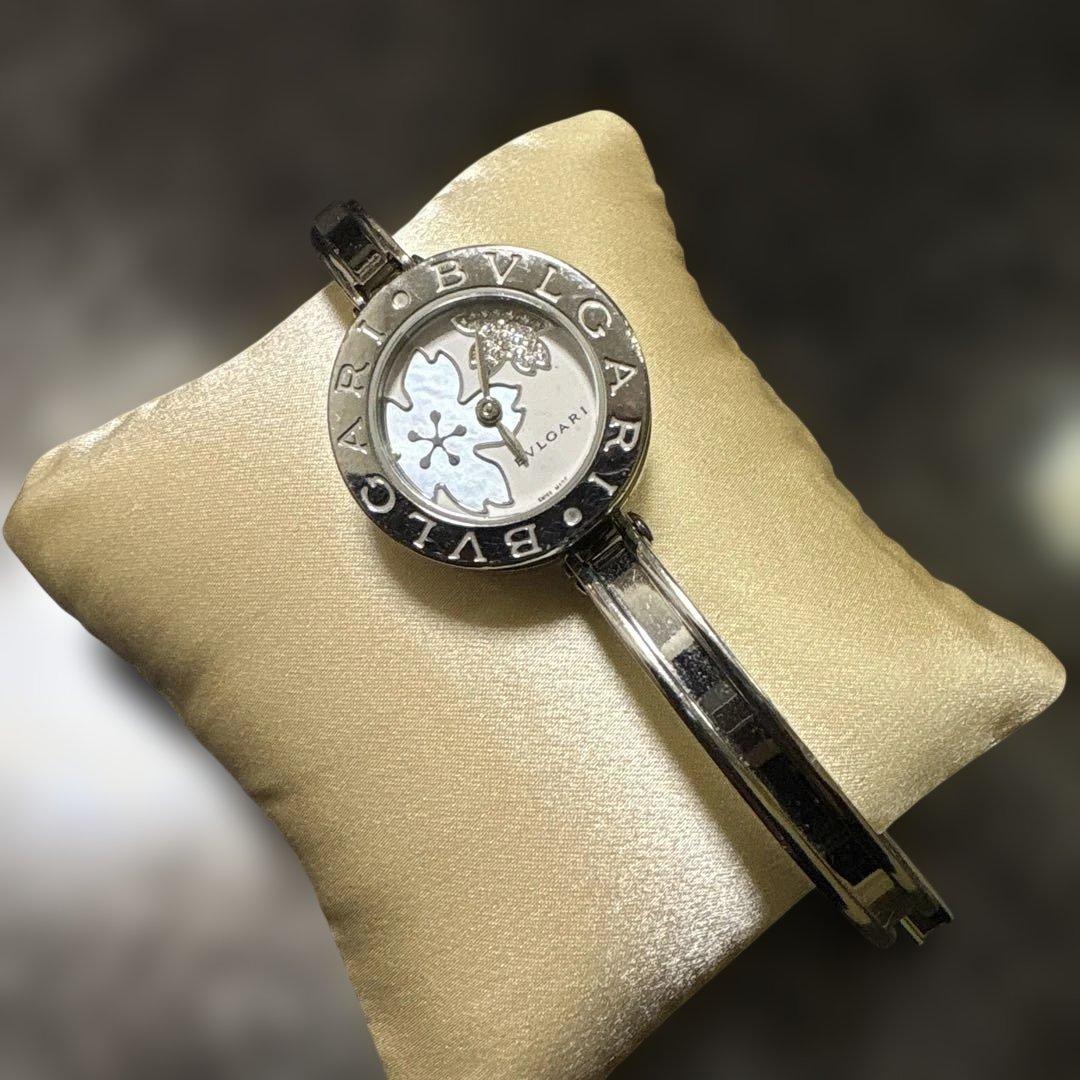 BVLGARI 花デザイン 腕時計