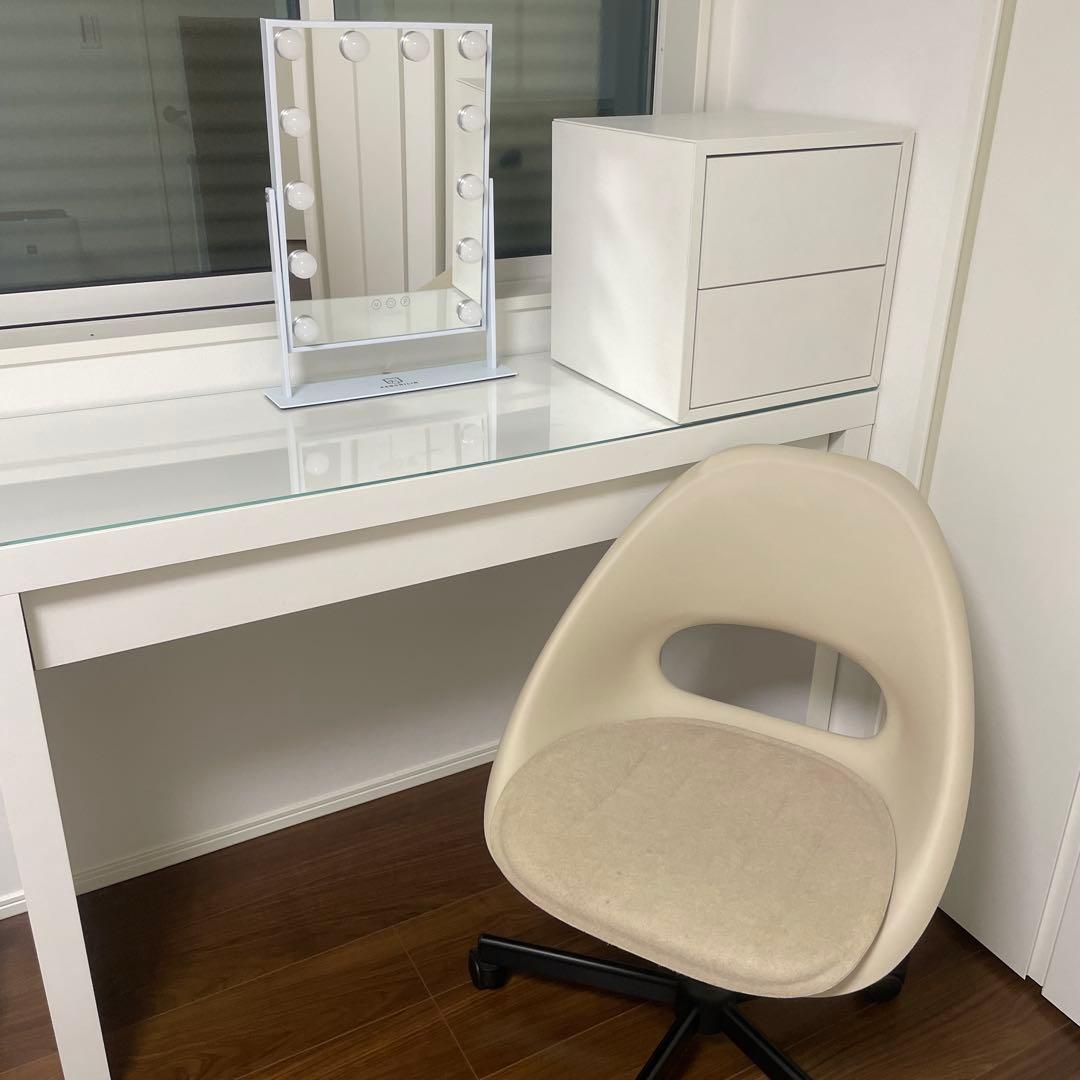 【引き取り限定】 IKEAドレッサー・チェア・キャビネット・化粧ミラーセット