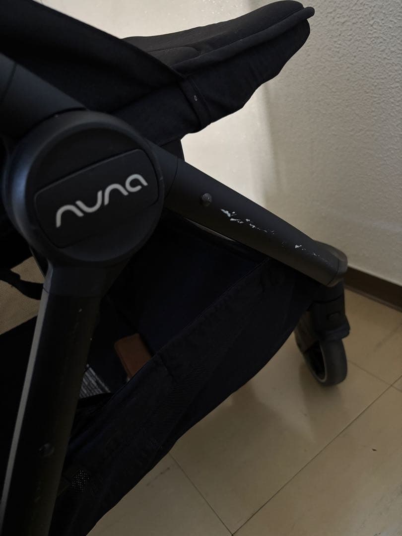 nuna trvl ブラック