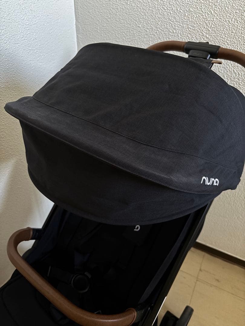 nuna trvl ブラック
