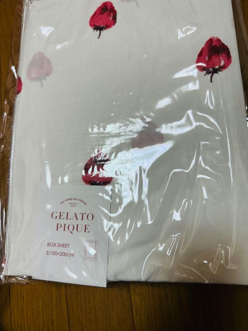 ジェラートピケ イチゴ柄 ボックスシーツ カバー ホワイト