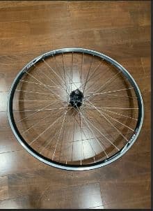 せ*な様 SURLY ハブ　ピスト用ALEXRIMSリアホイール　クリンチャー