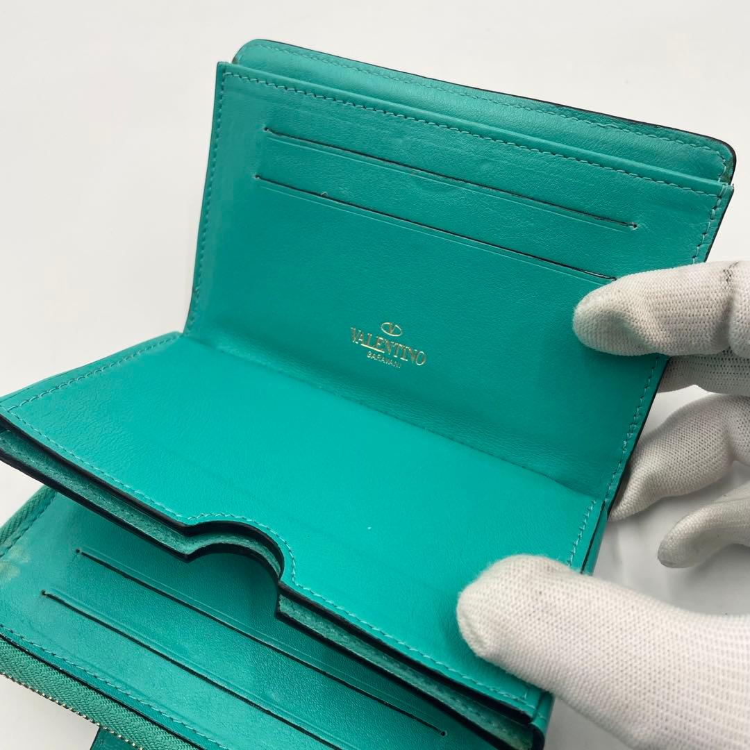 Valentino ヴァレンティノ ロックスタッズ ストラップ 折り財布グリーン