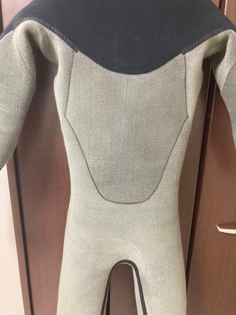 【AIRTIGHT】エアタイトウェットスーツ　セミドライ　フード付き　L