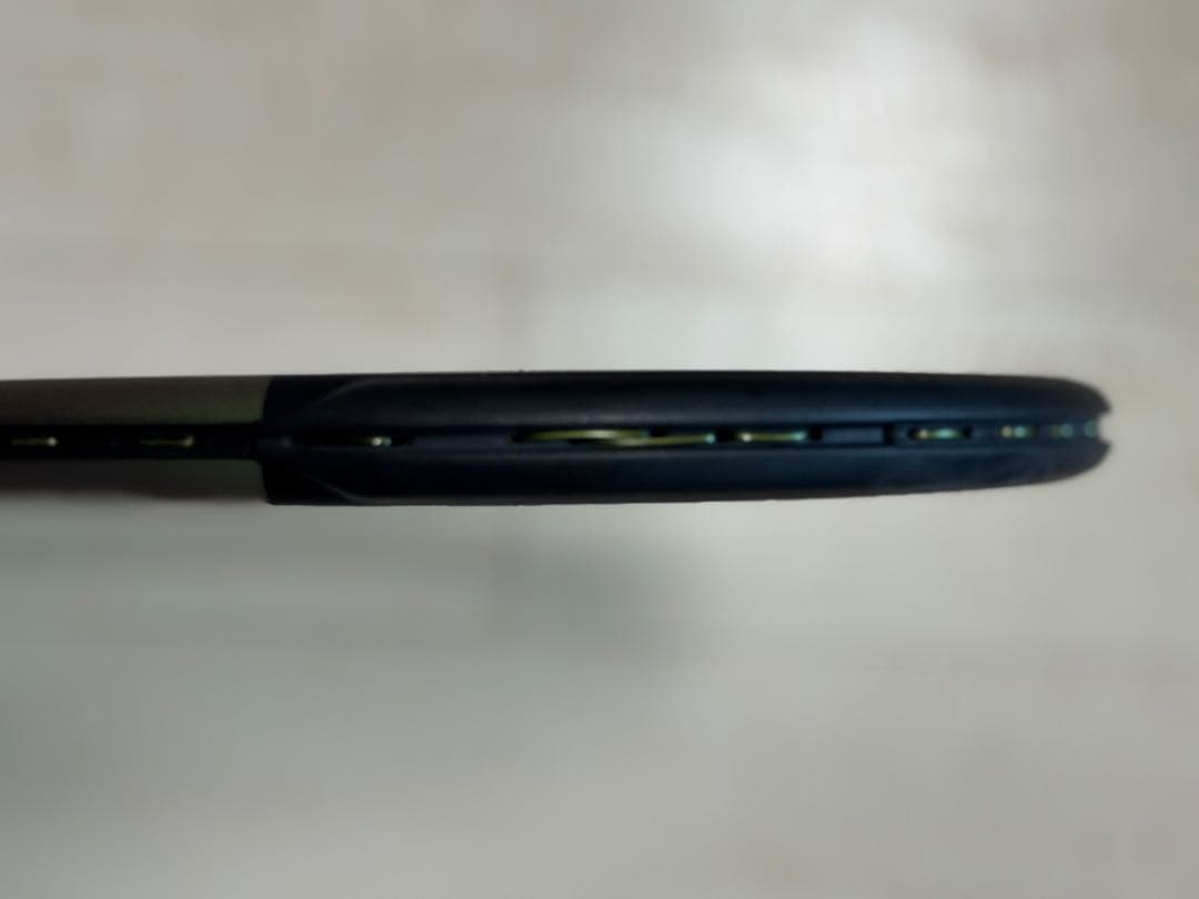 Wilson Blade V8 100L 285g テニスラケット