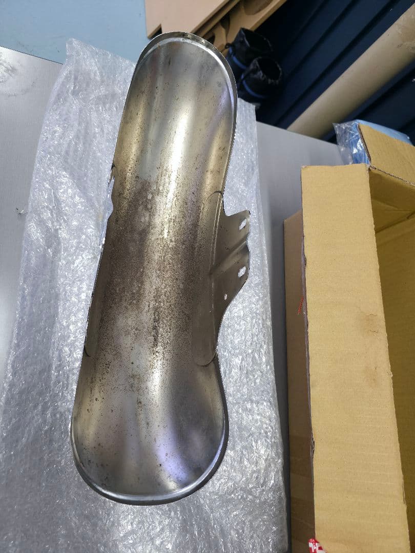 ゼファー1100　メッキフロントフェンダー　ドレミコレクション