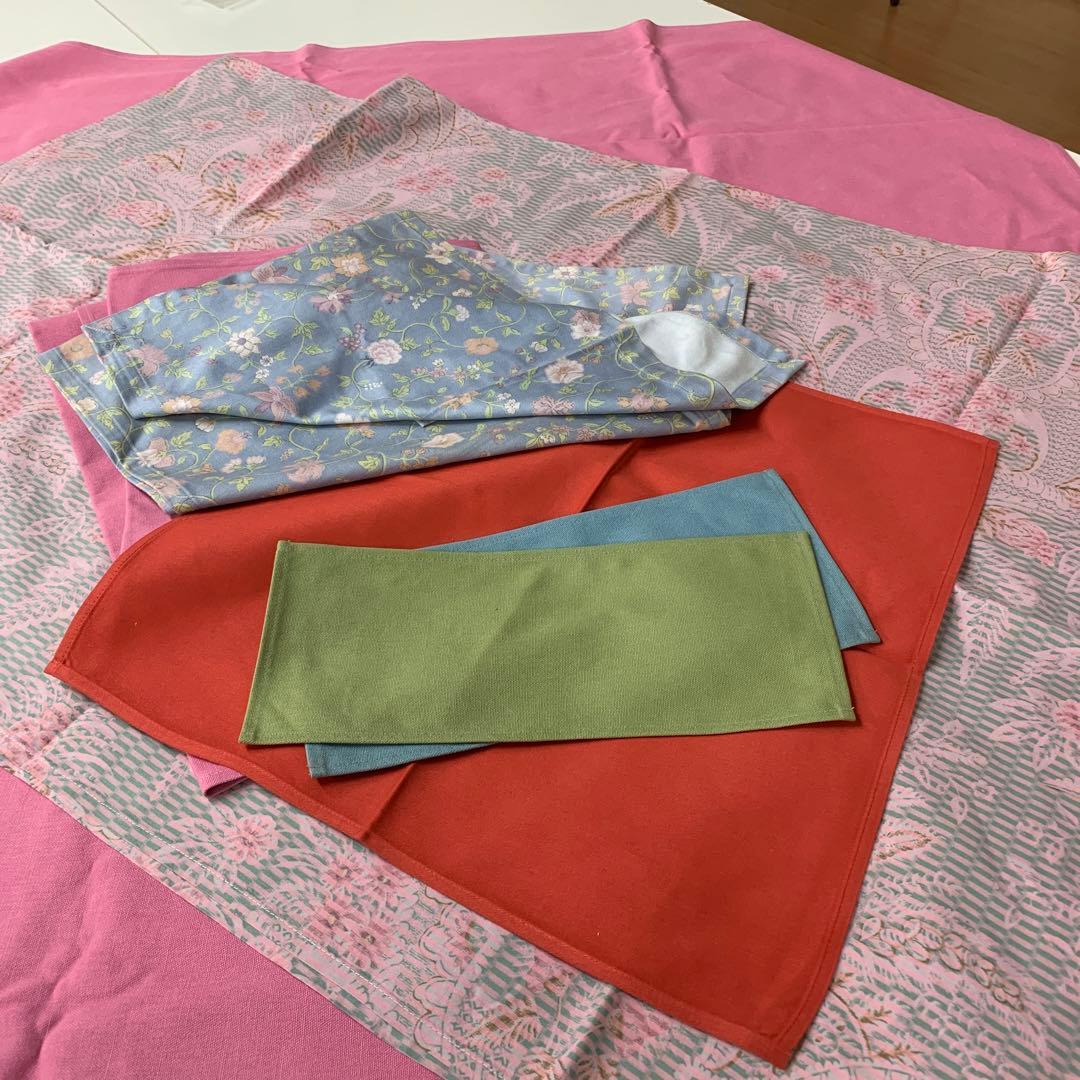 テーブルクロス、マット沢山