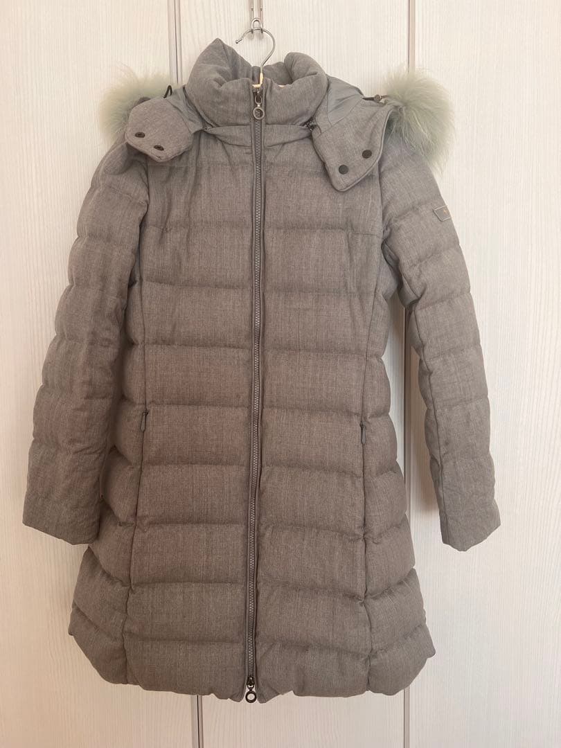 【1/19限定価格】TATRAS レディース ダウンロングコート グレー