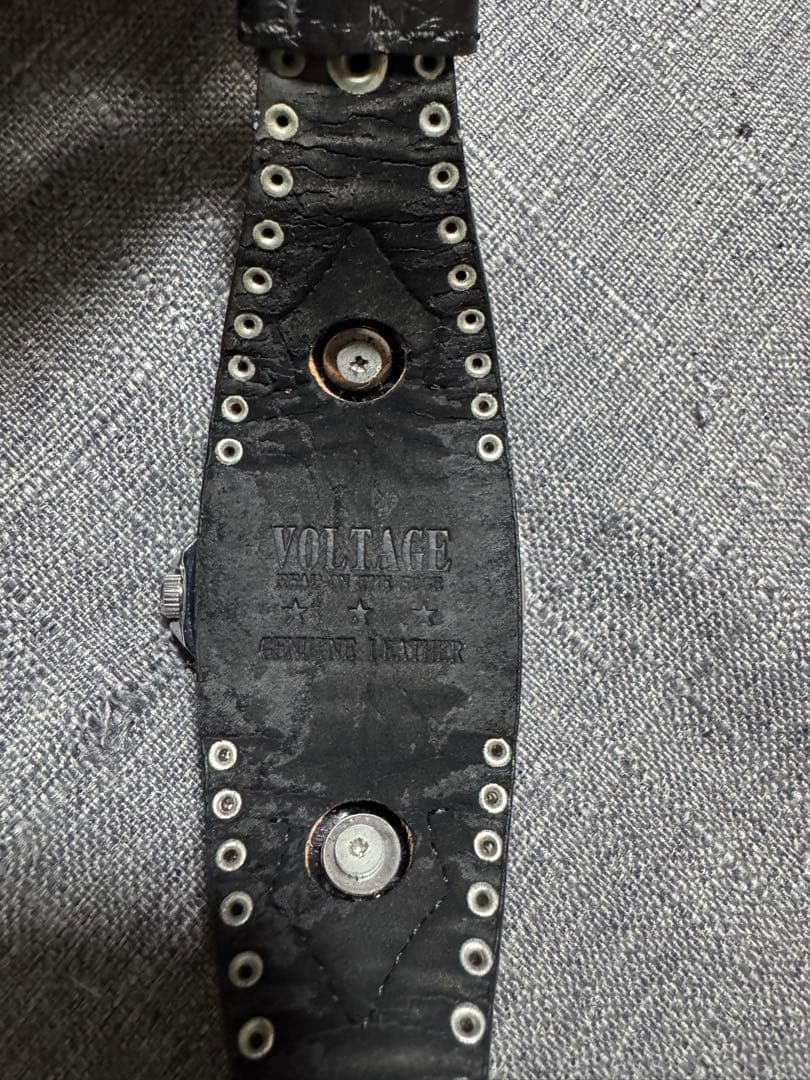 VOLTAGE ブラック/シルバー　腕時計