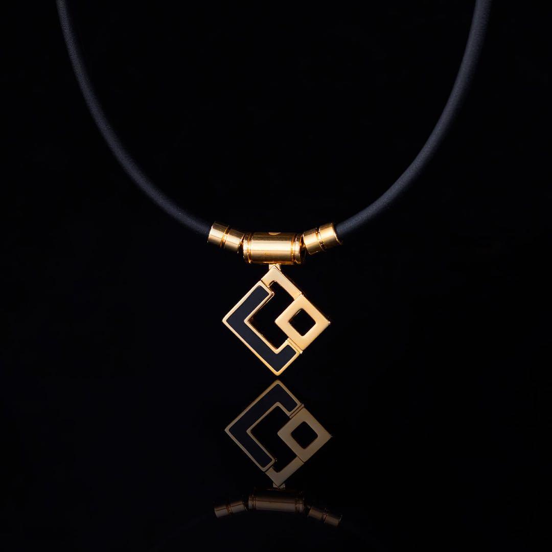 正規品　ブラックラバー ネックレス ゴールドペンダント