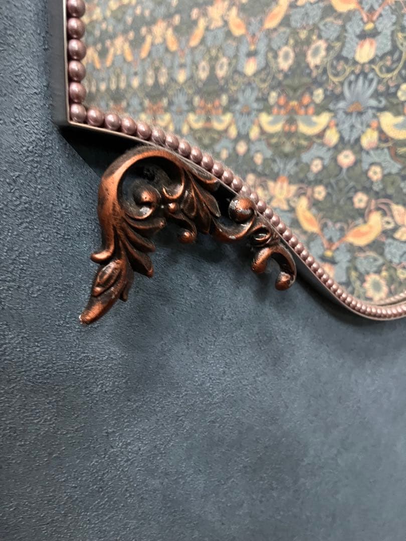 ウォールミラー 壁掛け鏡 インテリア アンティーク エレガント クラシック