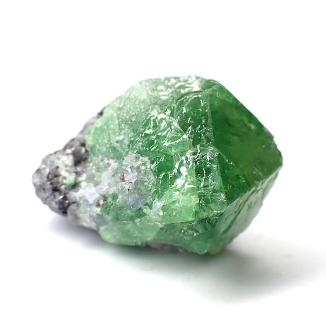 【タンザニア/メレラニ産】ツァボライト原石