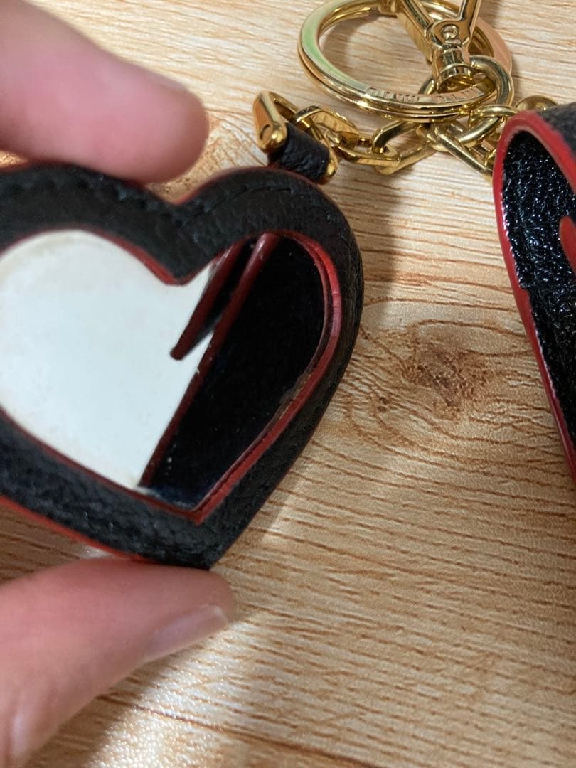 MIUMIU 美品 リップケース ストラップ 箱付き