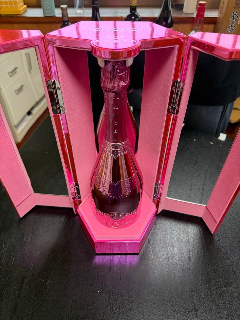 エンジェル　シャンパン　ヴィンテージ 2005 ピンク