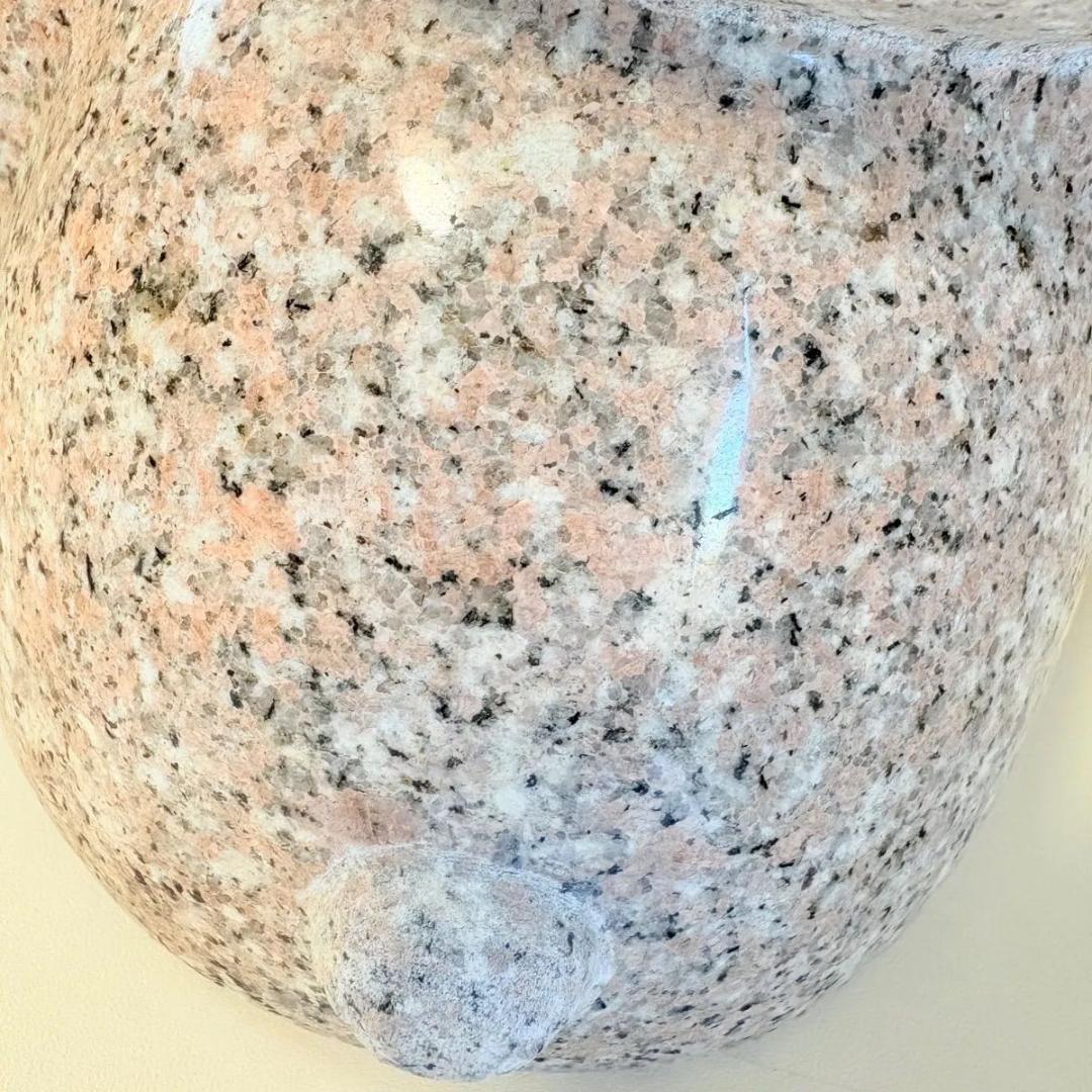 ハローキティ石像 御影石 高級 縁起物 置物 招き猫 桜色 オブジェ