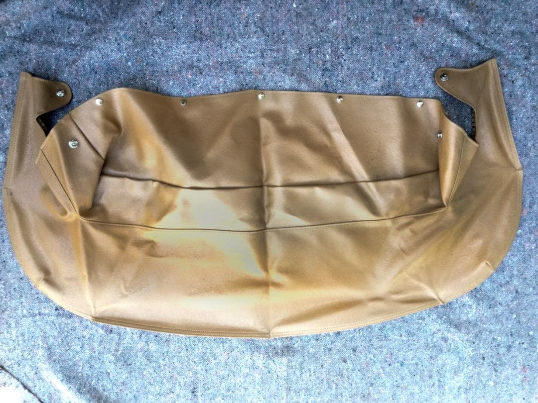 ユーノス　ロードスター　NA　Ⅴ―SPECIAL　オリジナル　トノカバー/幌収納