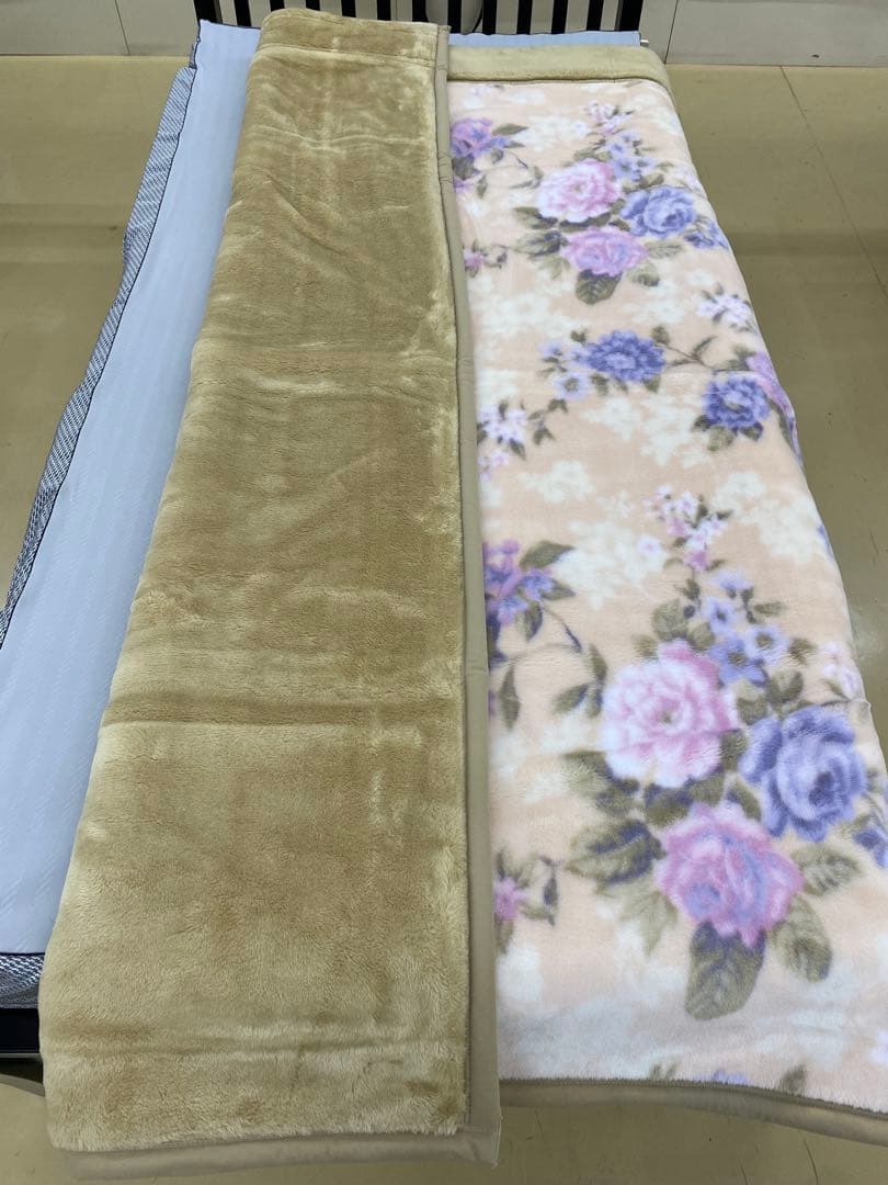 ロマンス　マイヤー合わせ毛布・嵩高ポリエステル・泉大津製・静電気抑制・シングル