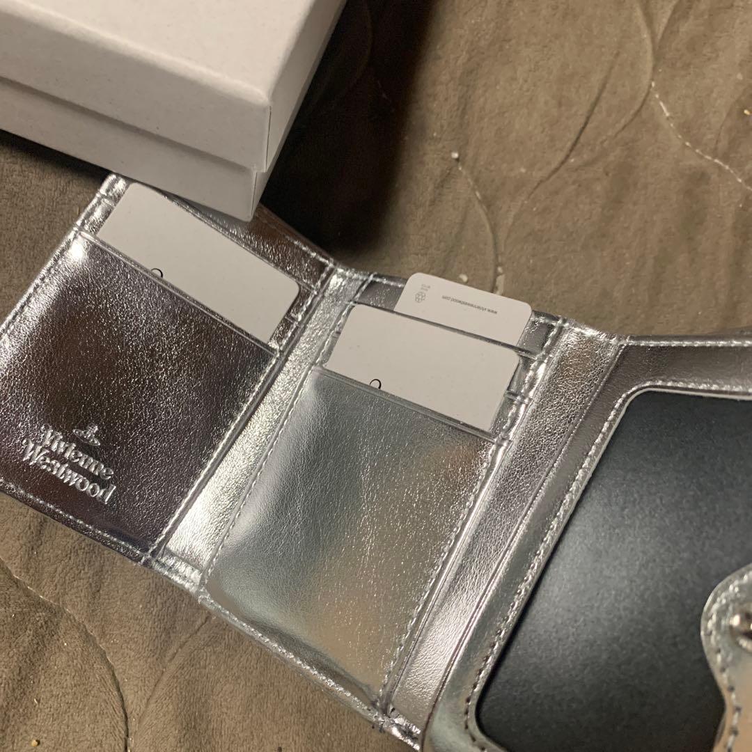 新品★24ss ヴィヴィアンウエストウッド　がま口三つ折り財布