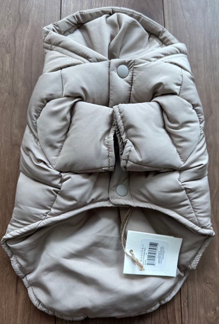 モンシェリ　ポケット付きフードダウンジャケット