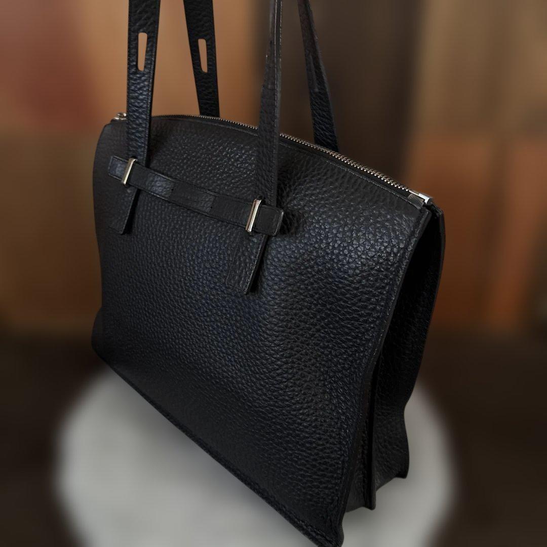 FURLA レザー トートバッグ　オールブラック 美品　大容量　A4 新入社員