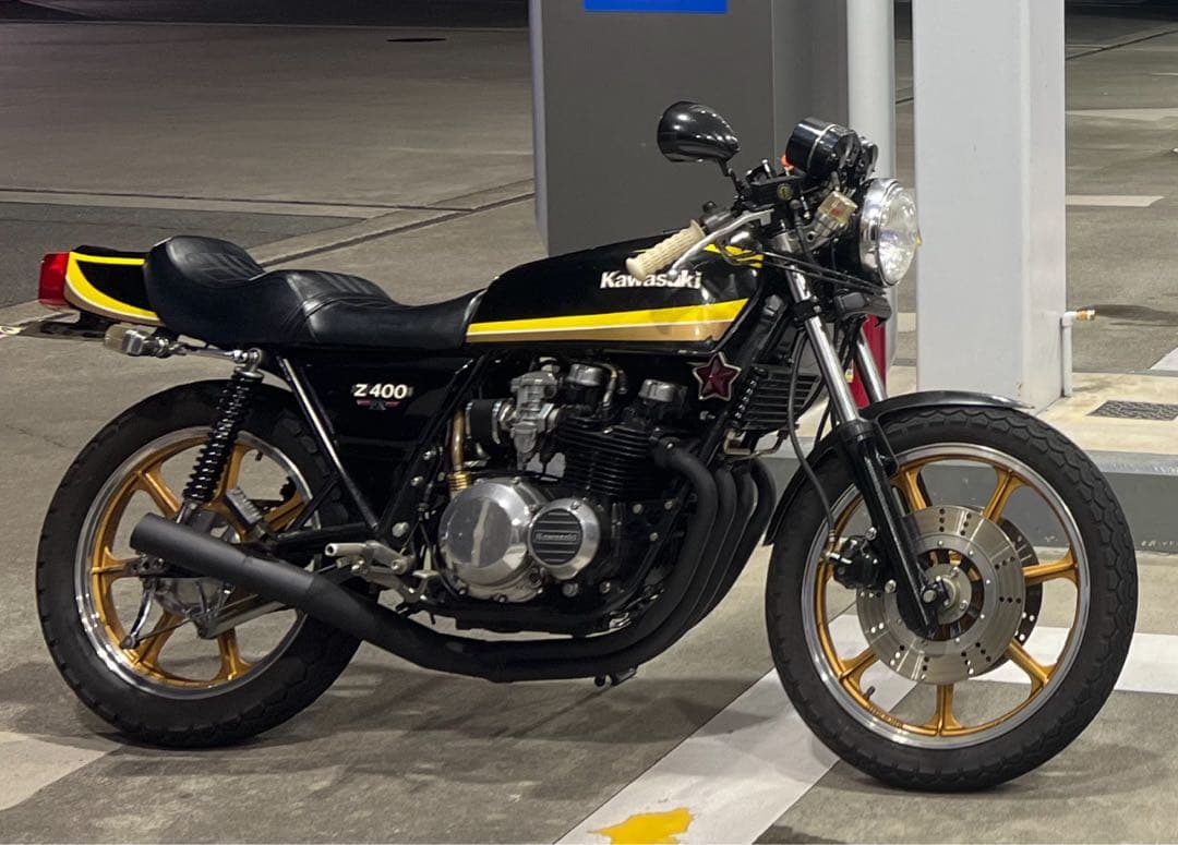 3面　トンガリフェンダー　z400fx