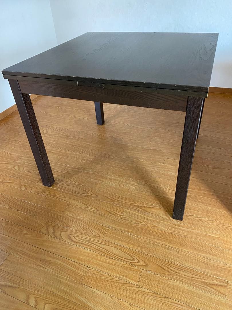 【直接引取で値引あり】IKEA イケア　伸長式ダイニングテーブル　BJURSTA